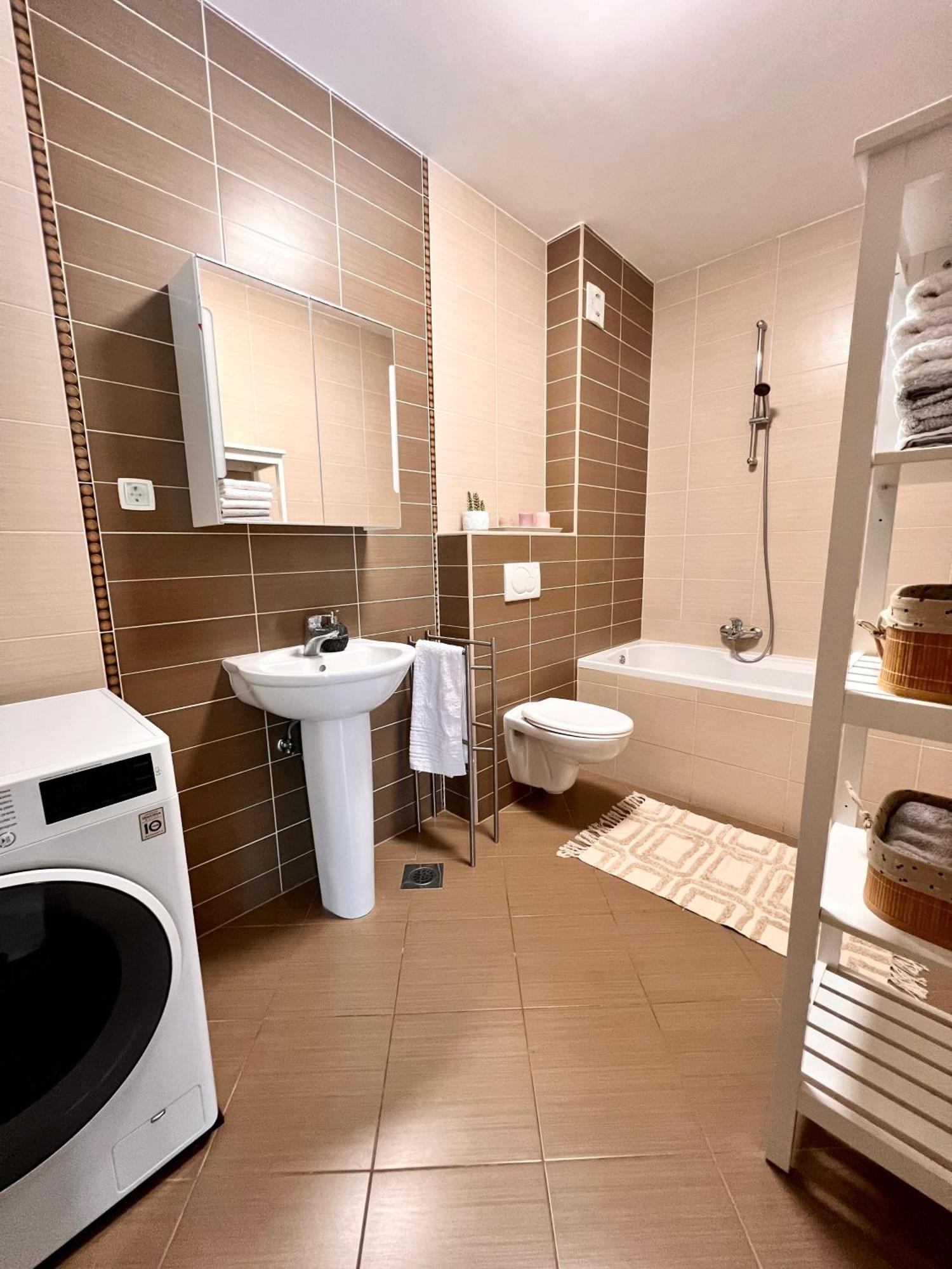 Apartament Crolife มาคาร์สกา ภายนอก รูปภาพ