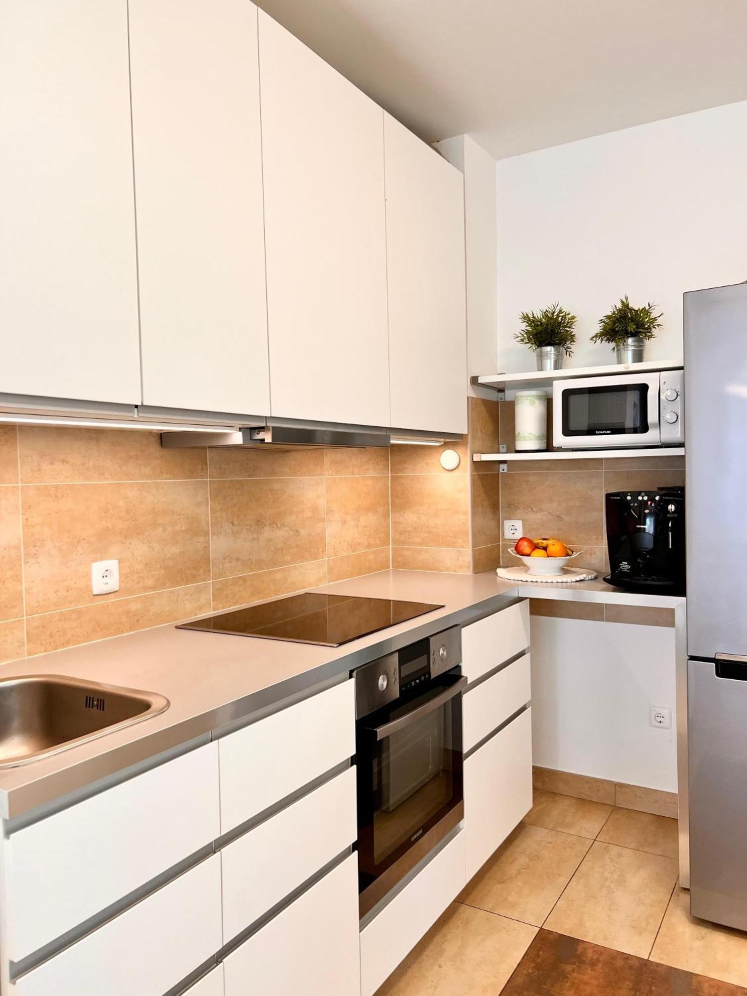 Apartament Crolife มาคาร์สกา ภายนอก รูปภาพ